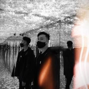 Meet your Posher, Nhat